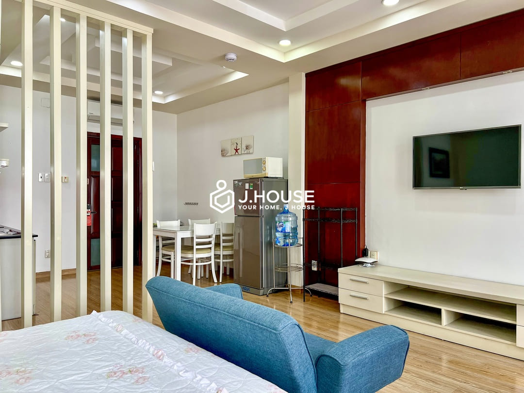 Bright studio apartment for rent in District 1 - Lien Chi House, HCMC