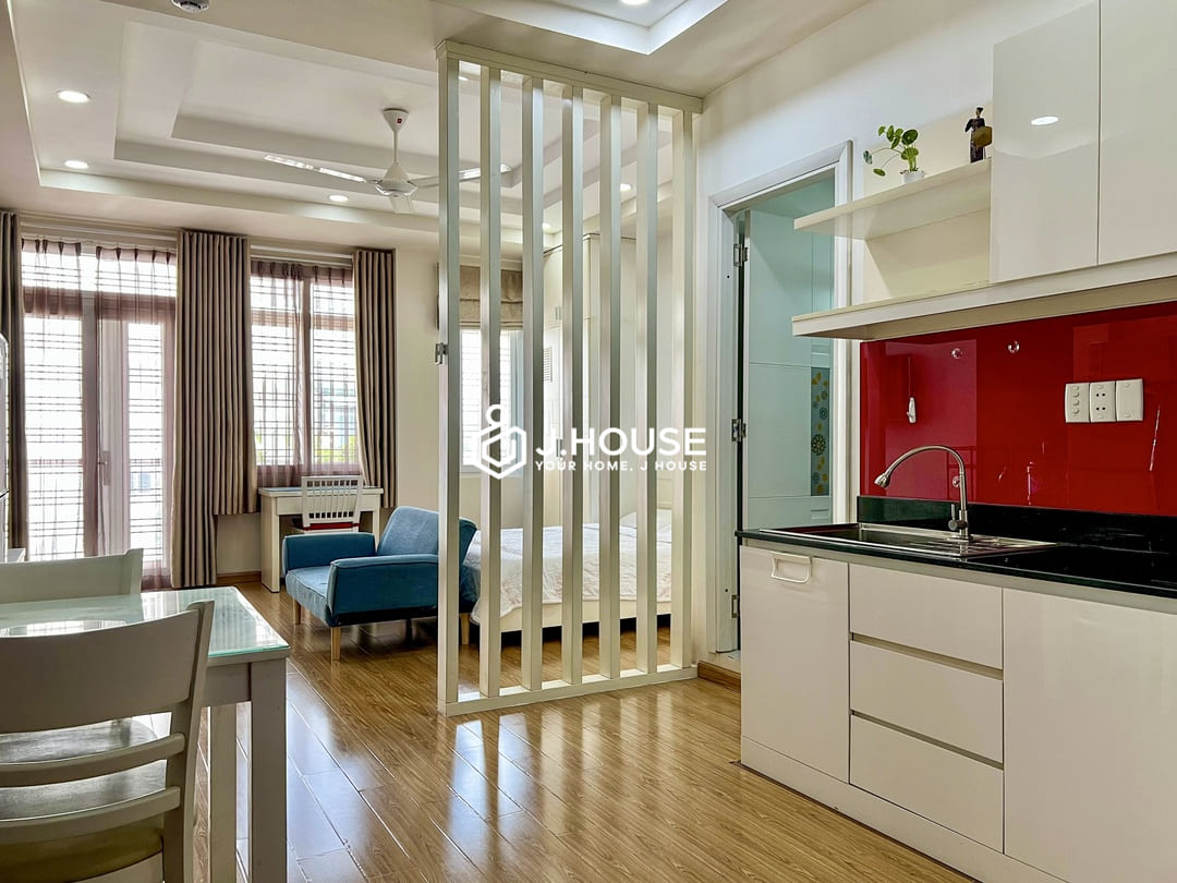 Bright studio apartment for rent in District 1 - Lien Chi House, HCMC