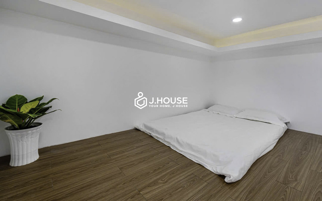 Cozy Duplex Apartment with Wooden Interior for Rent in Phu Nhuan-8