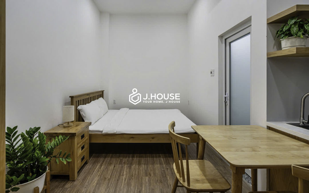 Cozy Studio Apartment with Window for Rent in Phu Nhuan Vietstay-6