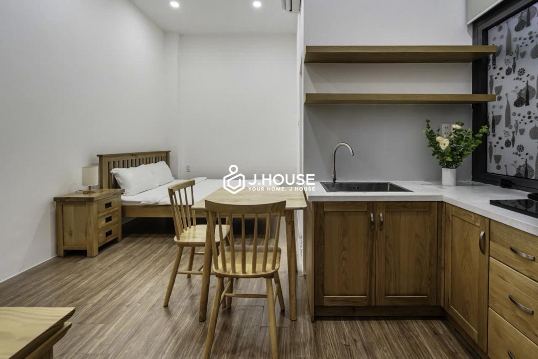 Cozy Studio Apartment with Window for Rent in Phu Nhuan Vietstay-7