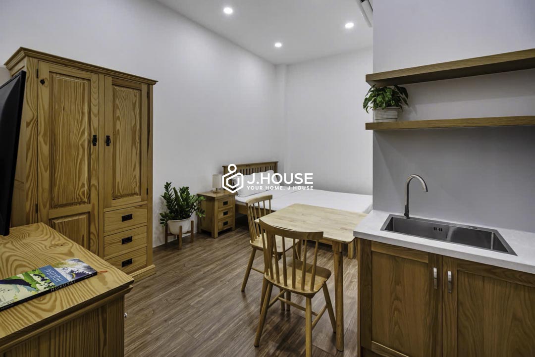 Cozy Studio Apartment with Window for Rent in Phu Nhuan Vietstay