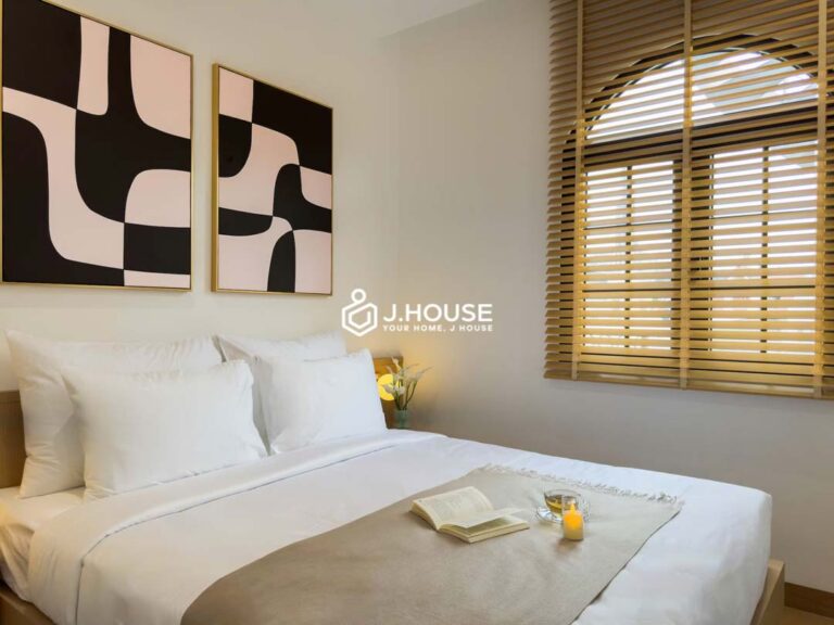 Essential Studio 28m2 on Vo Nguyen Giap Street-2