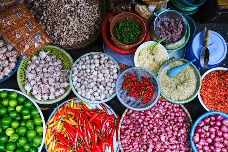 Family Budgeting in Vietnam: Smart Saving for Expats 9 Family-Budgeting-in-Vietnam-Smart-Saving-for-Expats-3