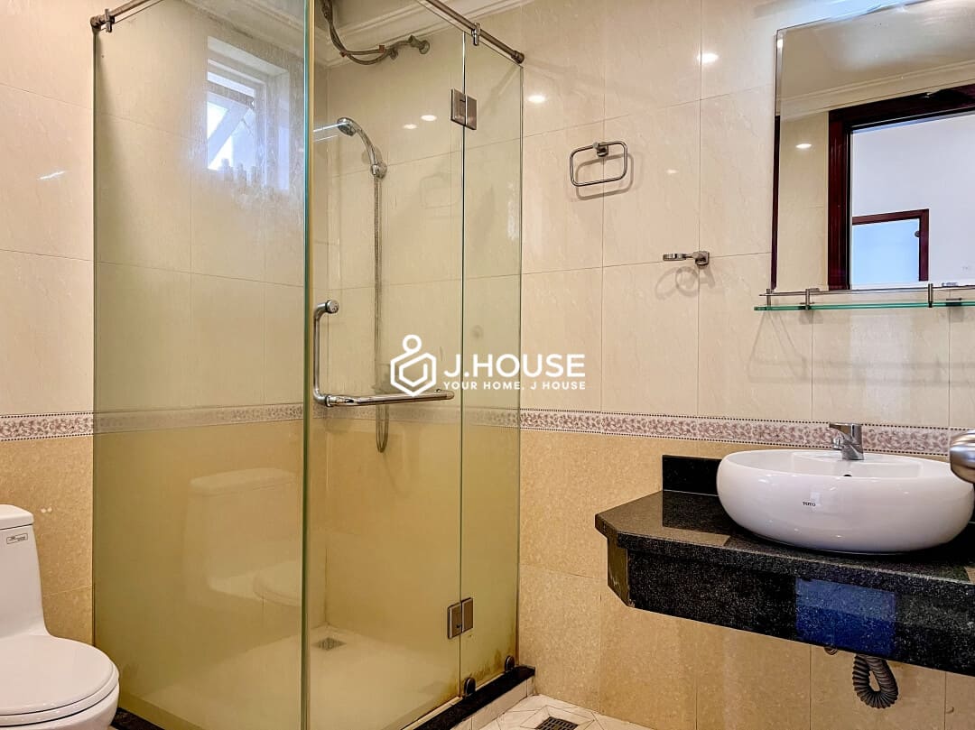 Fully furnished 1 bedroom apartment for rent with balcony in Thao Dien, District 2-12