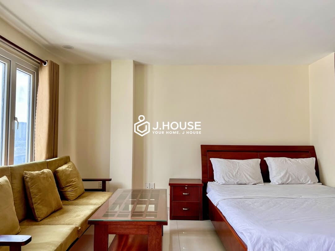 Fully furnished apartment for rent with balcony in Binh Thanh District-1