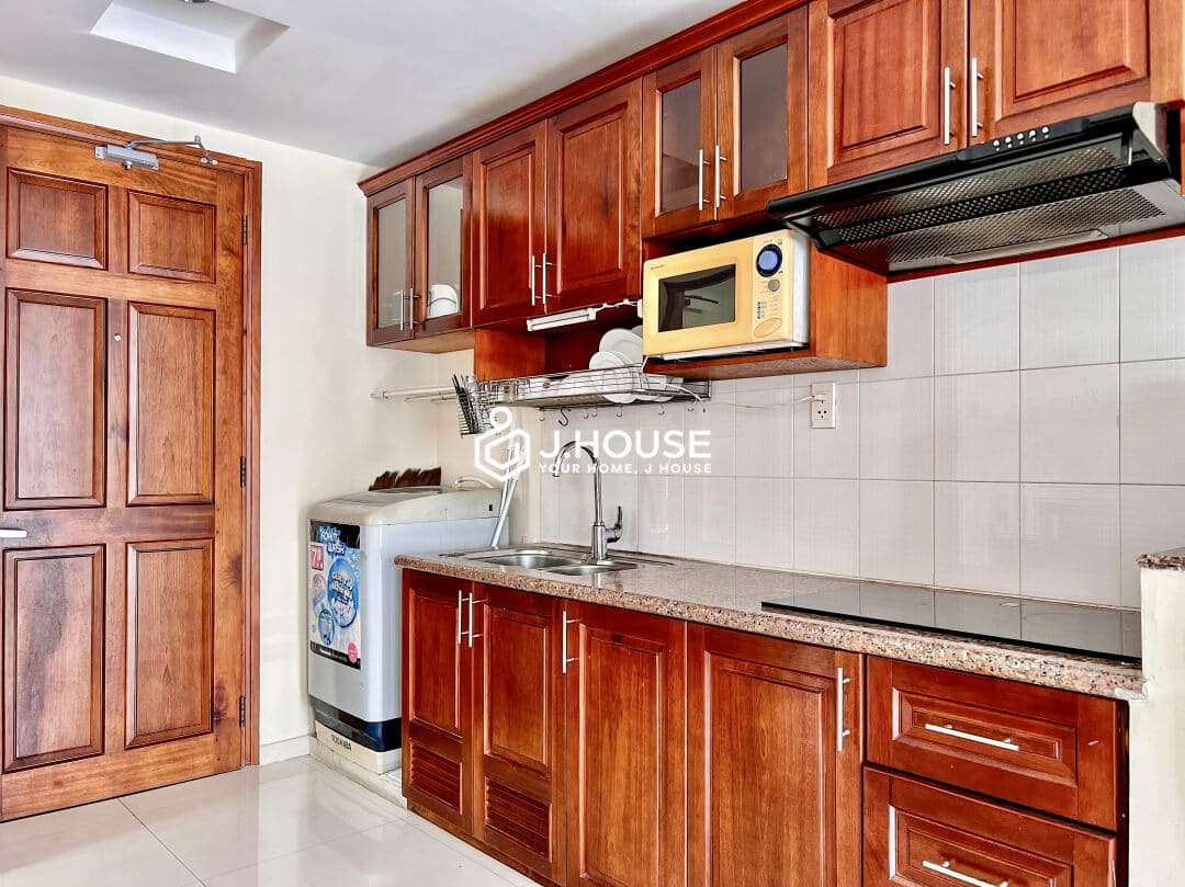 Fully furnished apartment for rent with balcony in Binh Thanh District-6