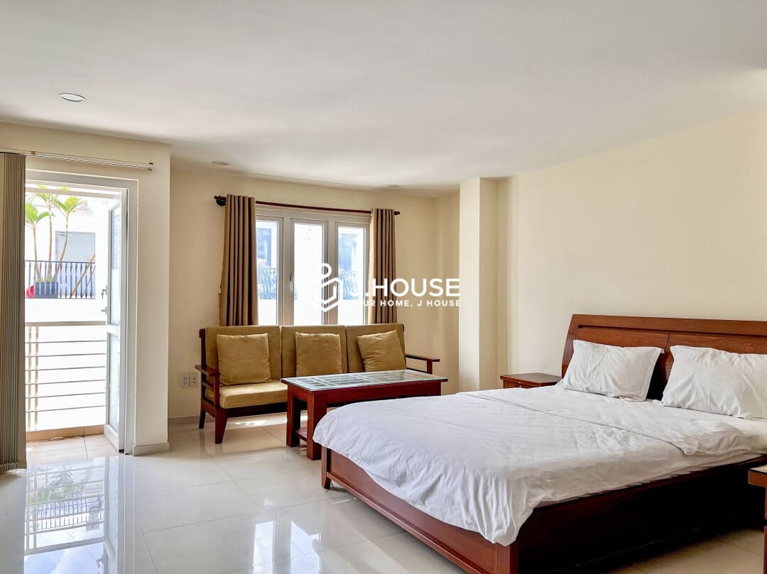 Fully furnished apartment for rent with balcony in Binh Thanh District