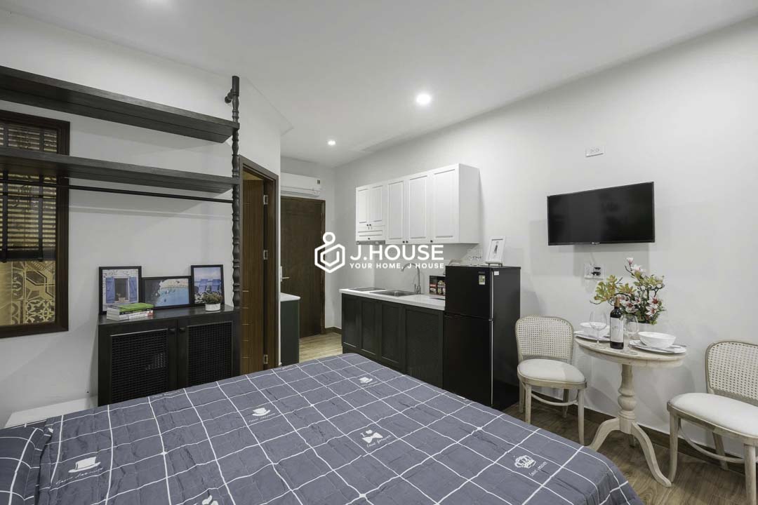 Garden Studio Apartment for Rent in District 1 Full House-1