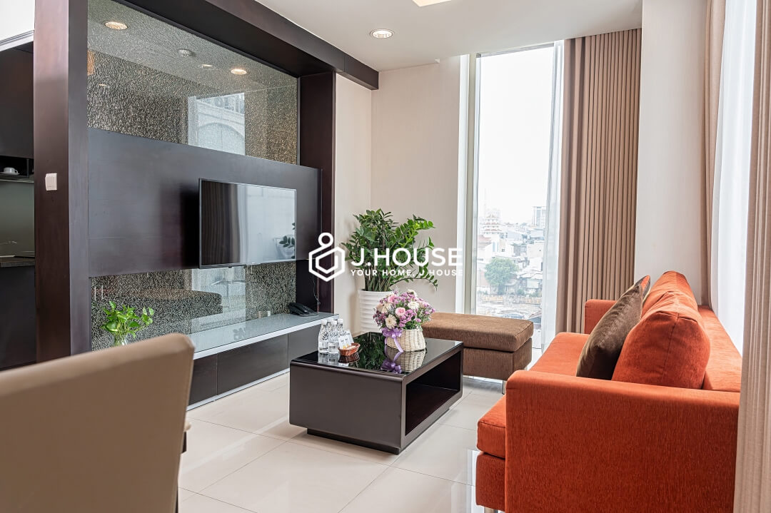 Modern 1 bedroom apartment for rent at Mayfair Suites, District 1, HCMC-0