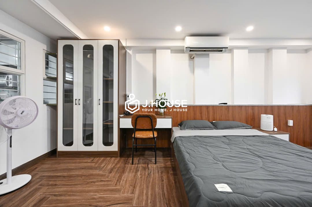 Modern 1 br apartment for rent in District 1 - Nguyen Gia Apartment-0