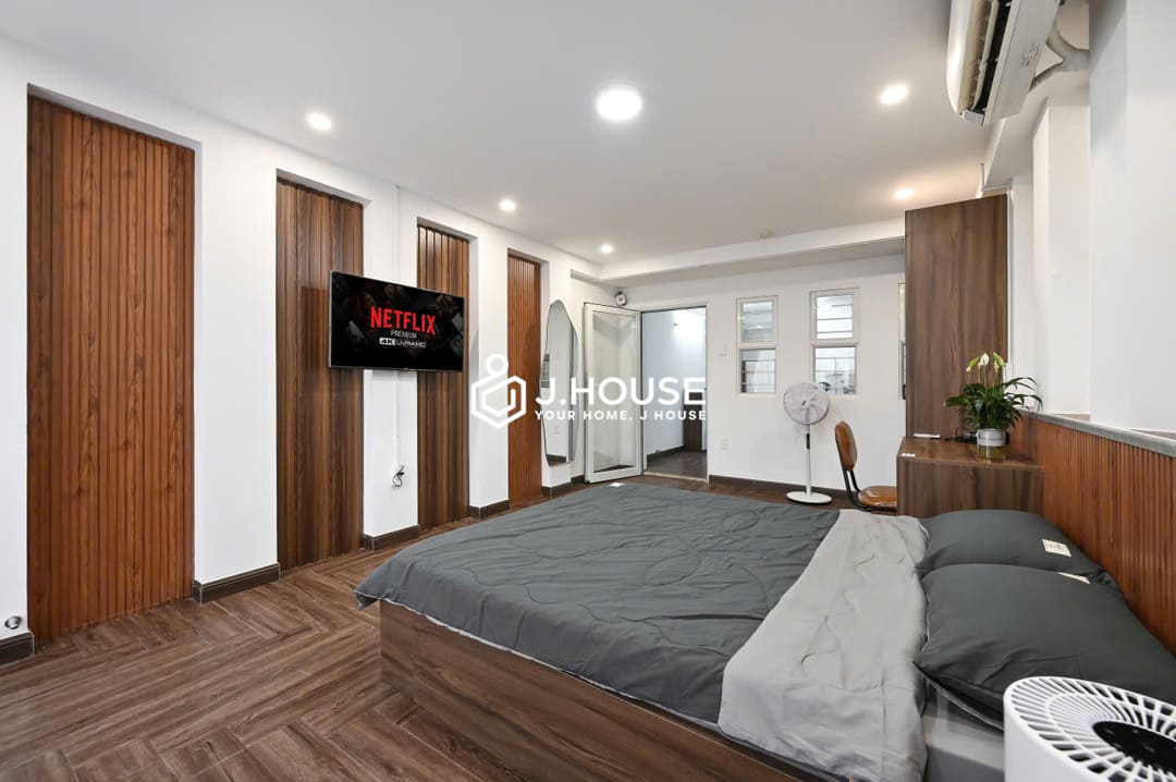 Modern 1 br apartment for rent in District 1 - Nguyen Gia Apartment-2