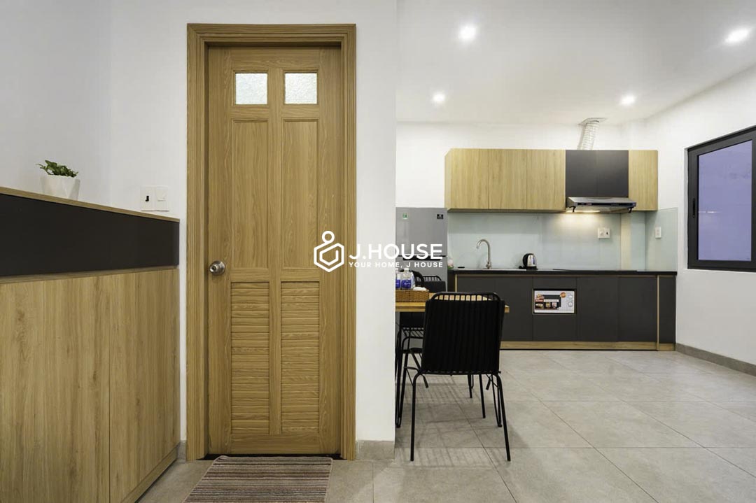 Modern 1BR Apartment with Large Window in An Phu - Arista-4