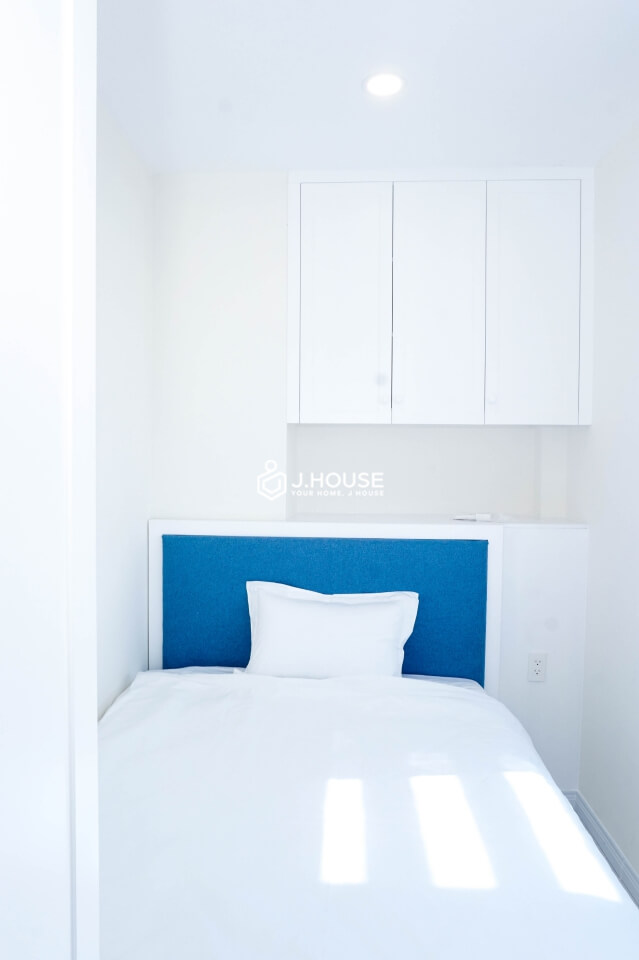 Modern 2BR Apartment with 30m2 Private Balcony in Phu Nhuan-2