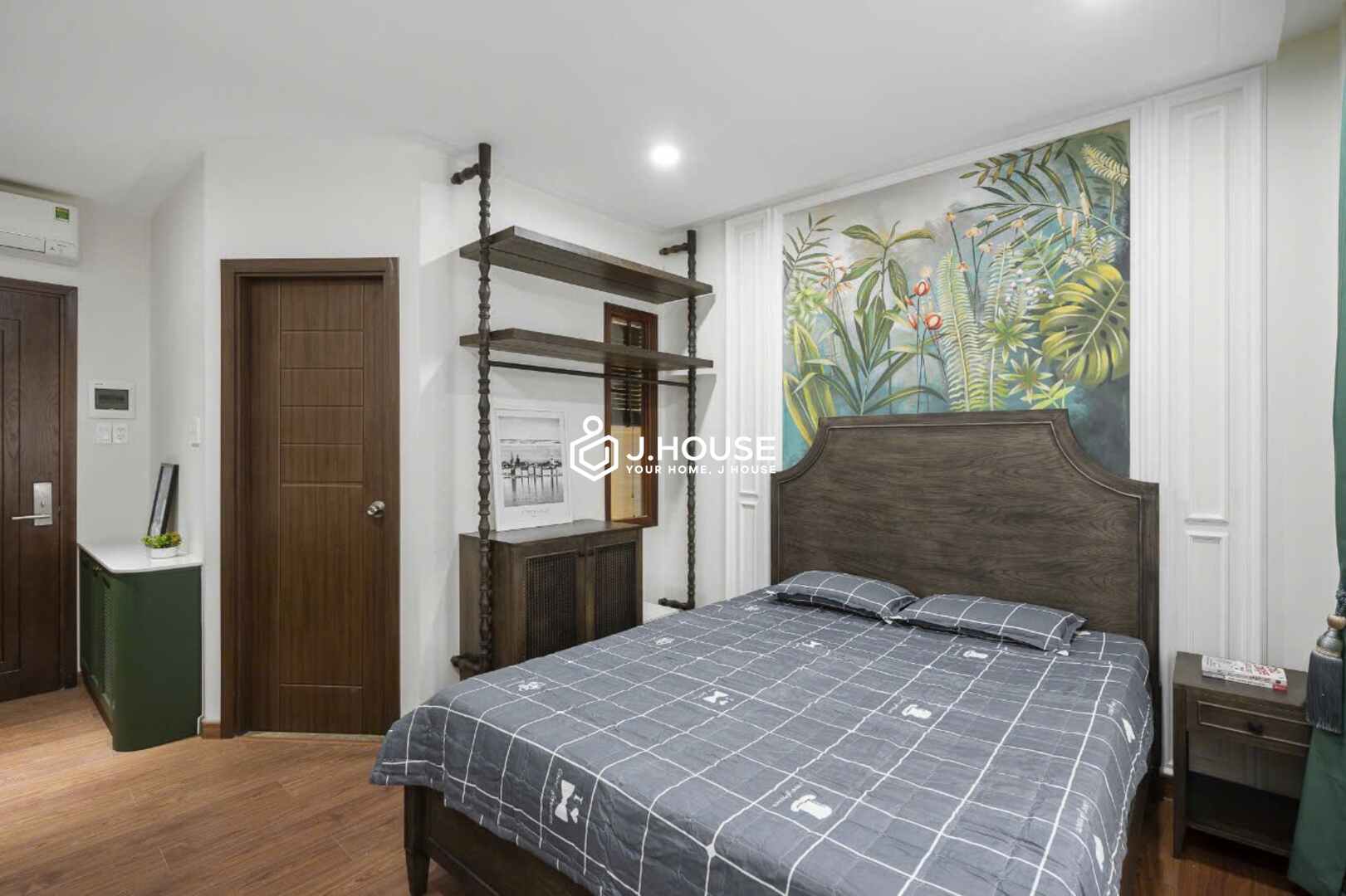 Modern & Bright Studio Apartment for Rent in District 1 - Full House-1_result