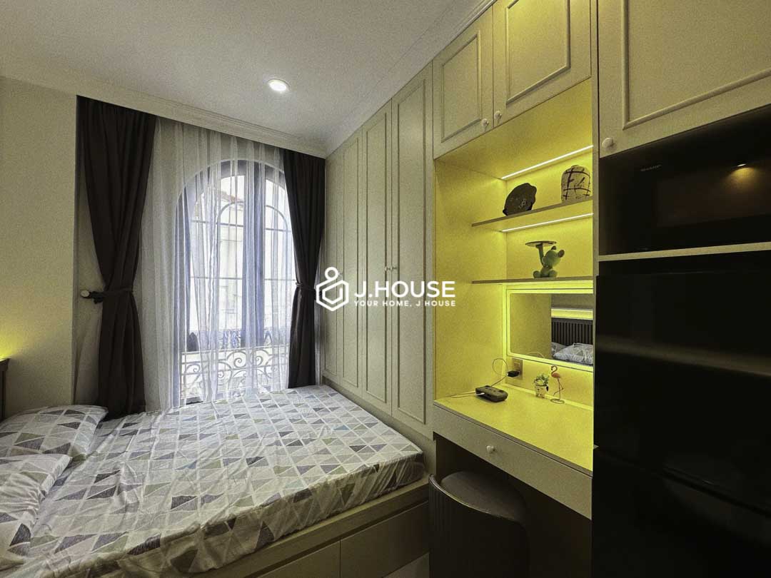 Modern Studio Apartment for Rent in Phu Nhuan District-2