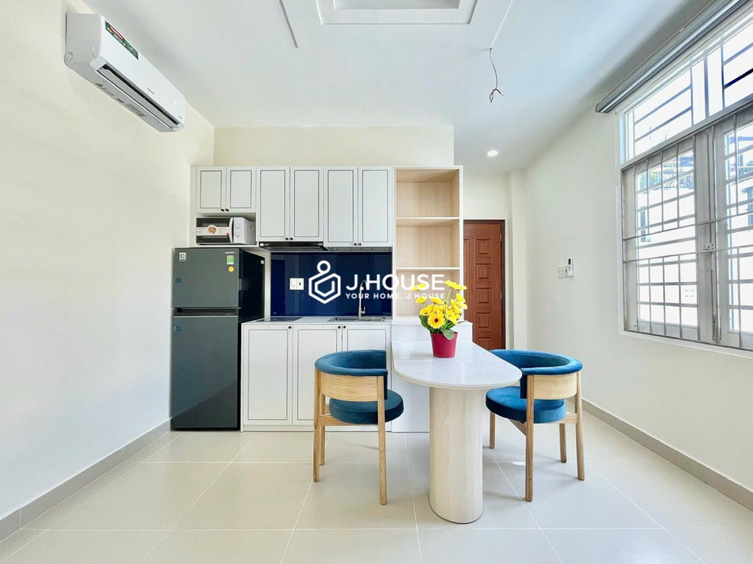 Modern Studio Serviced Apartment District 5-0