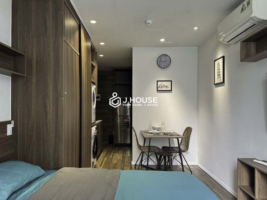 Modern Studio for Rent near Van Hanh Mall District 10-3