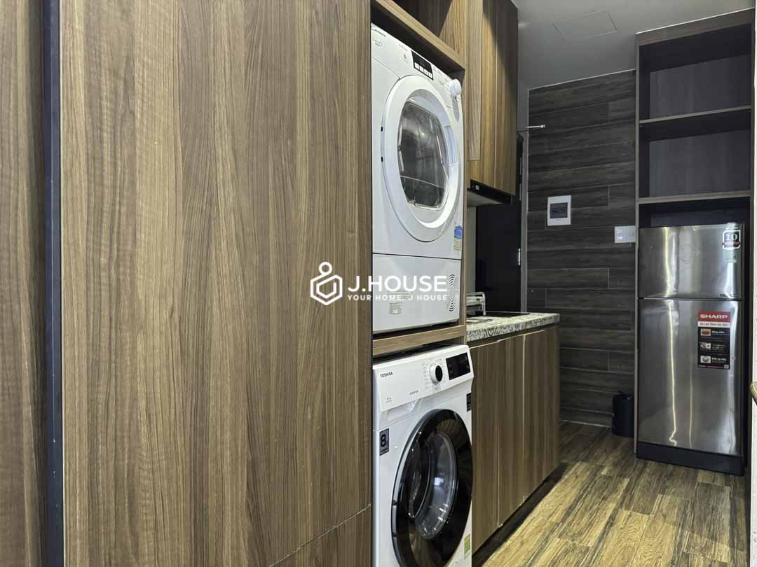 Modern Studio for Rent near Van Hanh Mall District 10-5