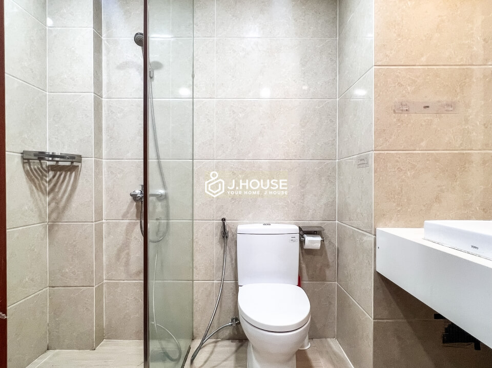 Modern apartment fully furnished and balcony in District 3, HCMC-9