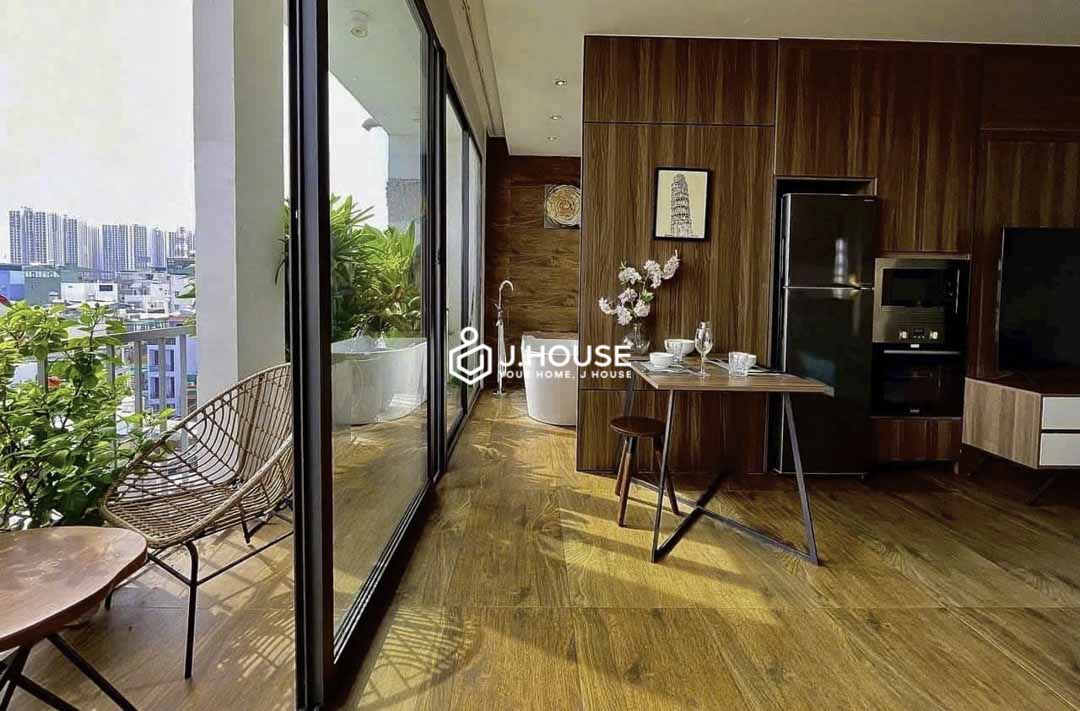 Modern, bright studio serviced apartment in District 10, HCMC-2