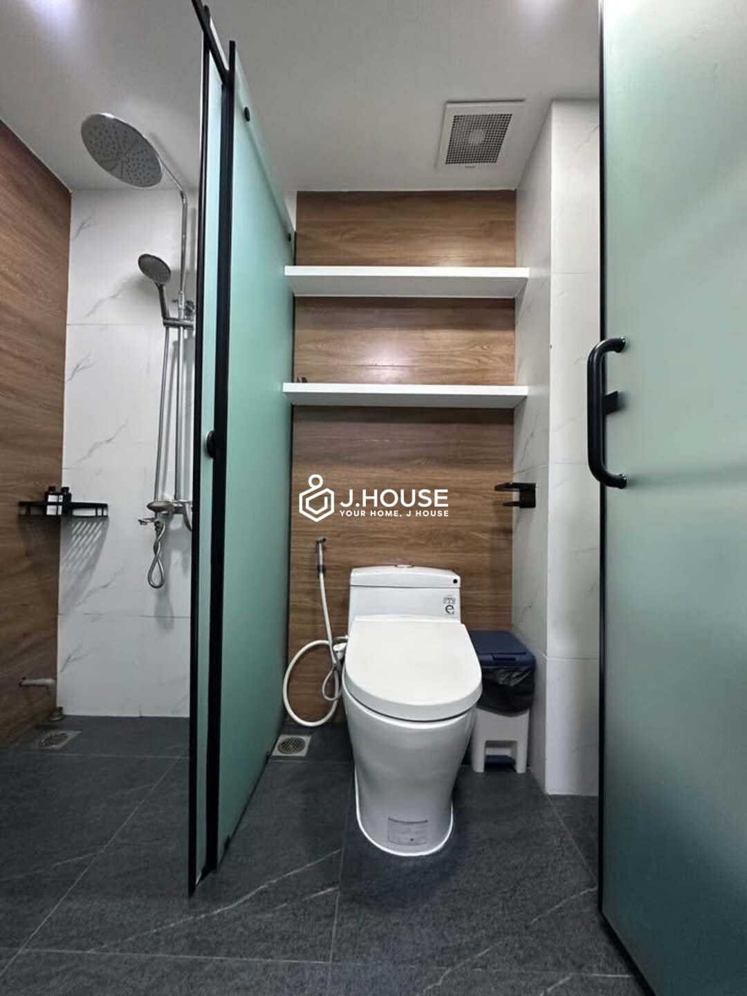 Rent 1 br apartment in District 3, HCMC- AV House