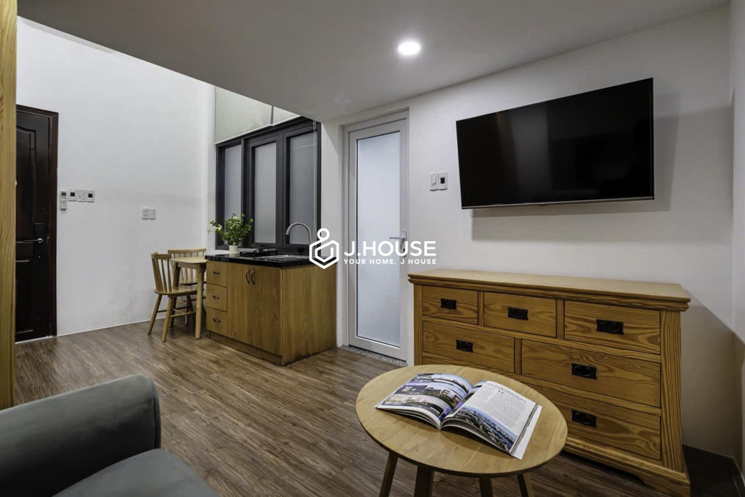 Rent Compact Duplex with Skylight Windows in Phu Nhuan District-2