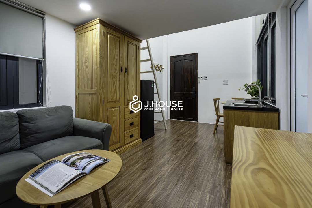 Rent Compact Duplex with Skylight Windows in Phu Nhuan District-4