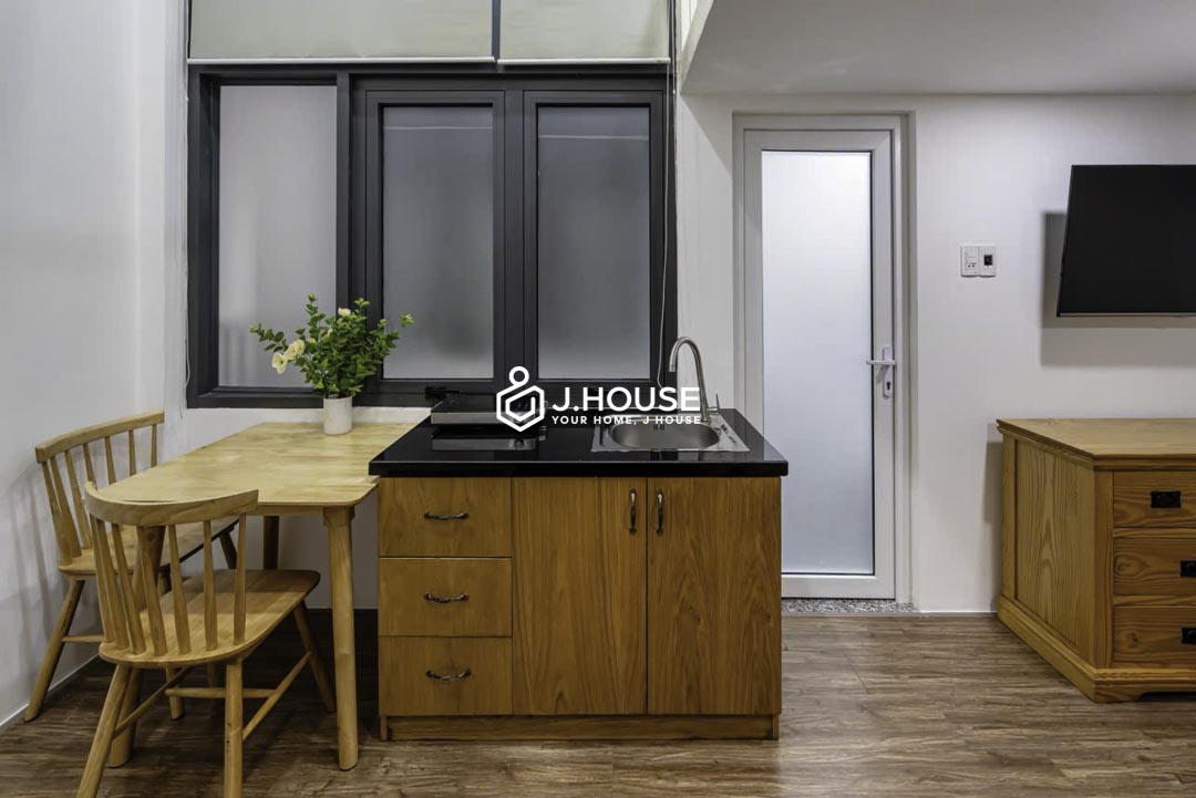 Rent Compact Duplex with Skylight Windows in Phu Nhuan District-6