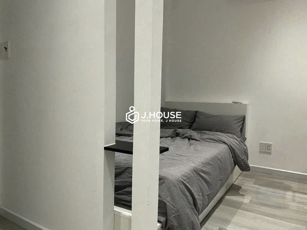 Rent Cozy & Quiet Studio on Nguyen Huu Canh Street, Binh Thanh Lagom-1