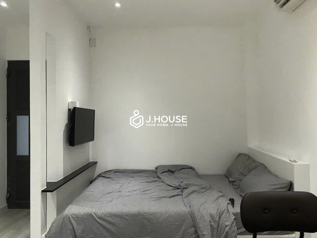 Rent Cozy & Quiet Studio on Nguyen Huu Canh Street, Binh Thanh Lagom