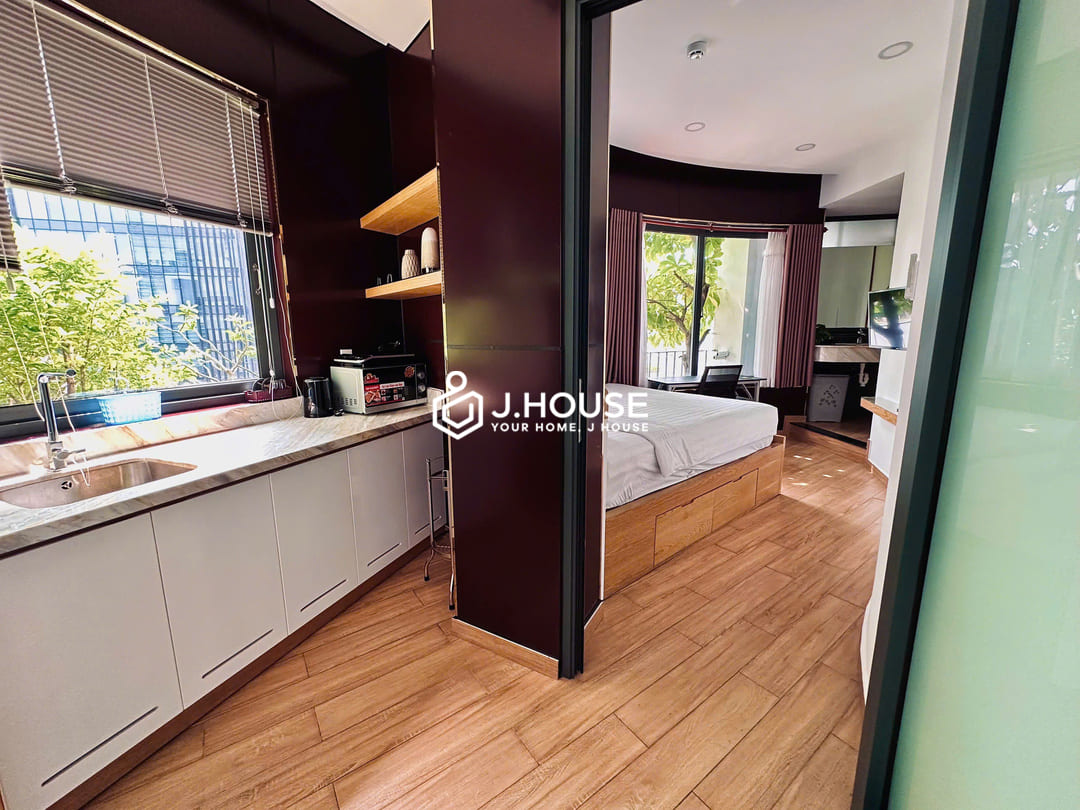 Rooftop apartment for rent in District 3, HCM - The Garden Building Cao Thang