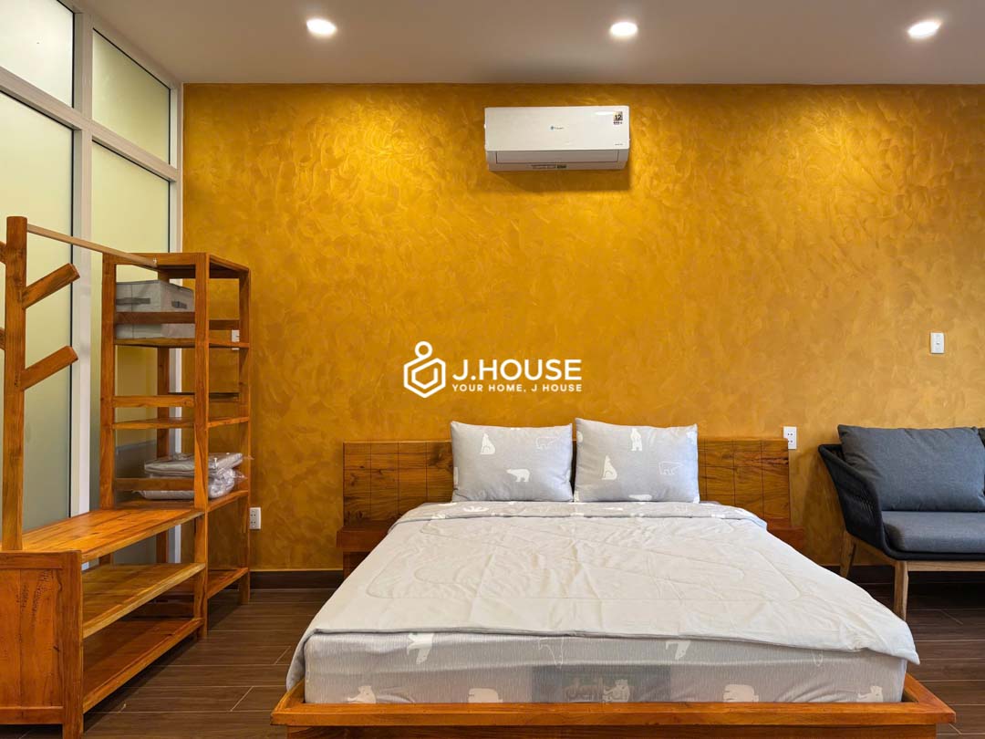 Sky Home An Phu 50m2 1-Bedroom Apartment with Balcony-4