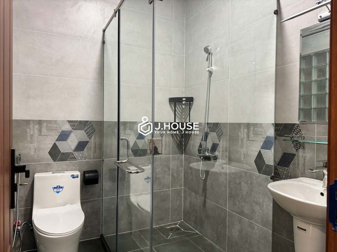 Sky Home An Phu 50m2 1-Bedroom Apartment with Balcony-9