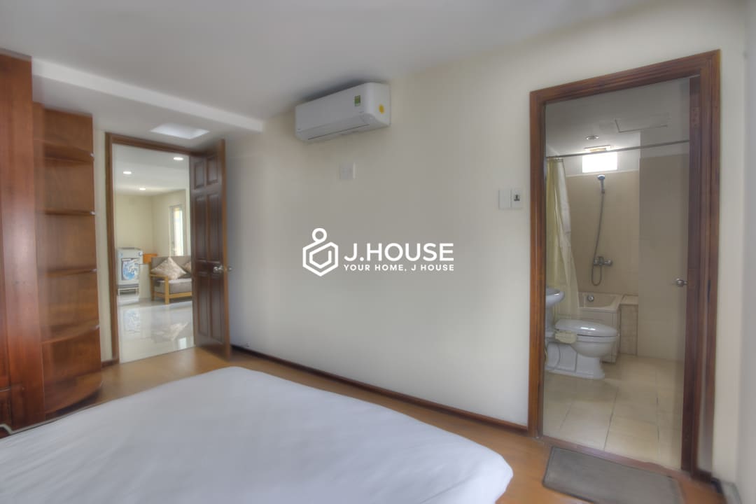 Spacious 2 br apartment for rent in Binh Thanh District, HCMC-6