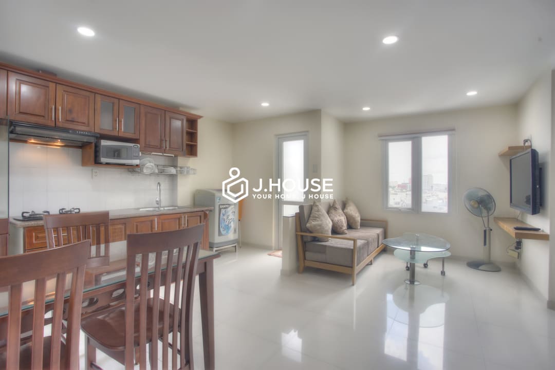 Spacious 2 br apartment for rent in Binh Thanh District, HCMC