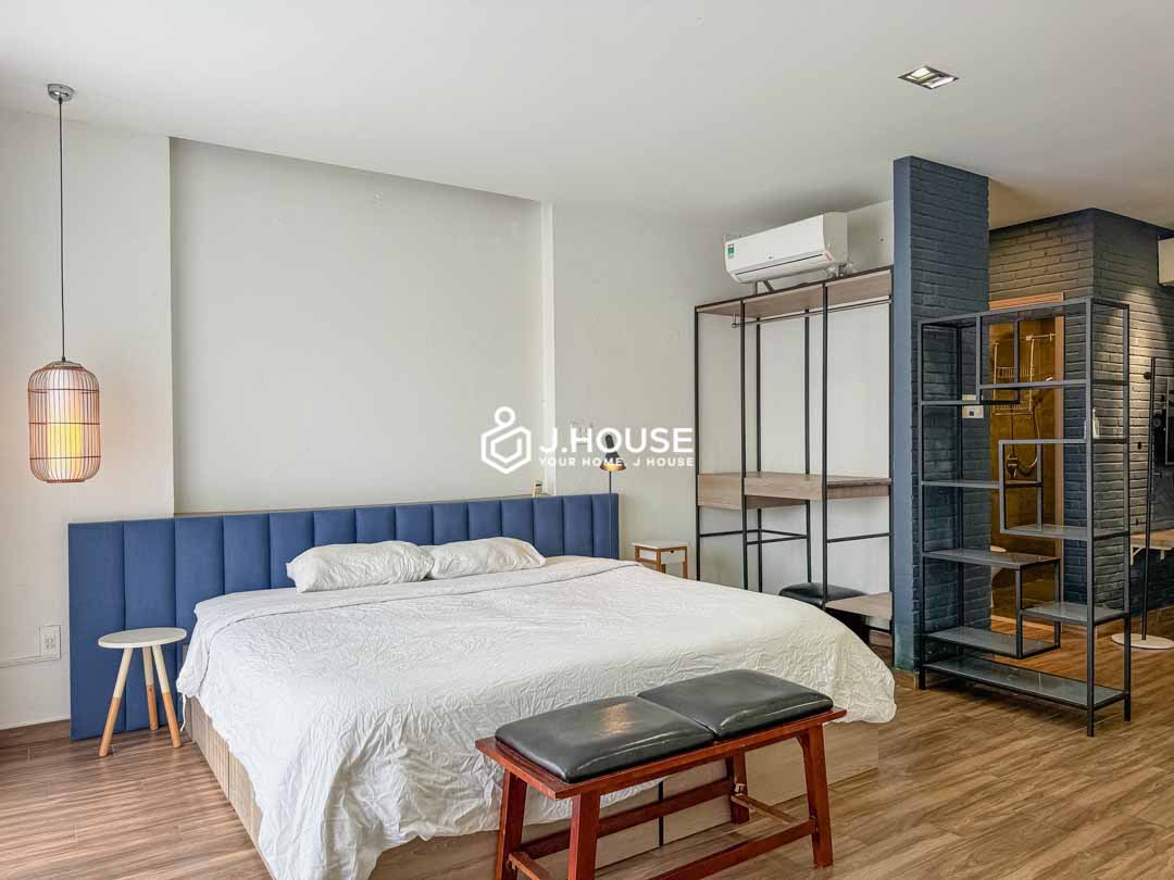 Spacious 60m2 Studio with Balcony on Nguyen Gia Tri Street Binh Thanh-7