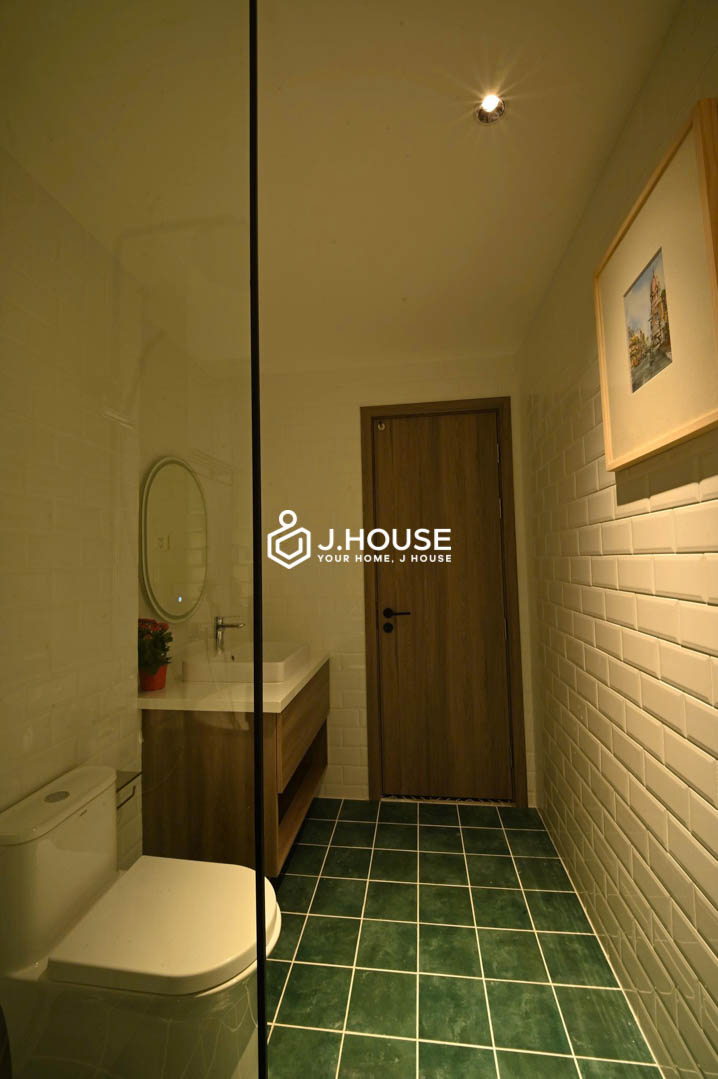 Spacious & Contemporary Design 1BR with Bathtub An House-5