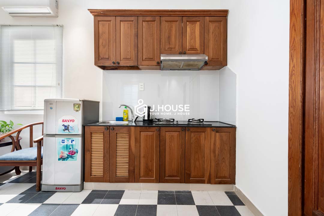 Studio 35m2 with Bathtub & Window ARISTA-2