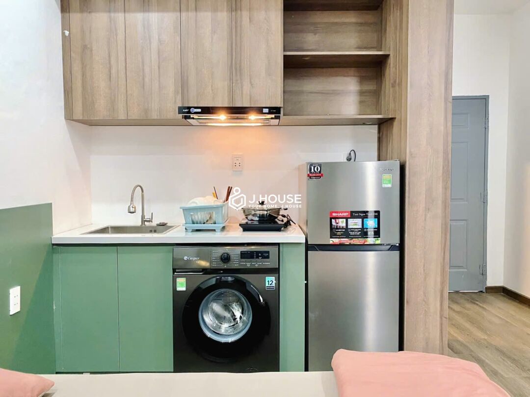 Studio Apartment with Private Washing Machine in District 1 - HS Living-6_result