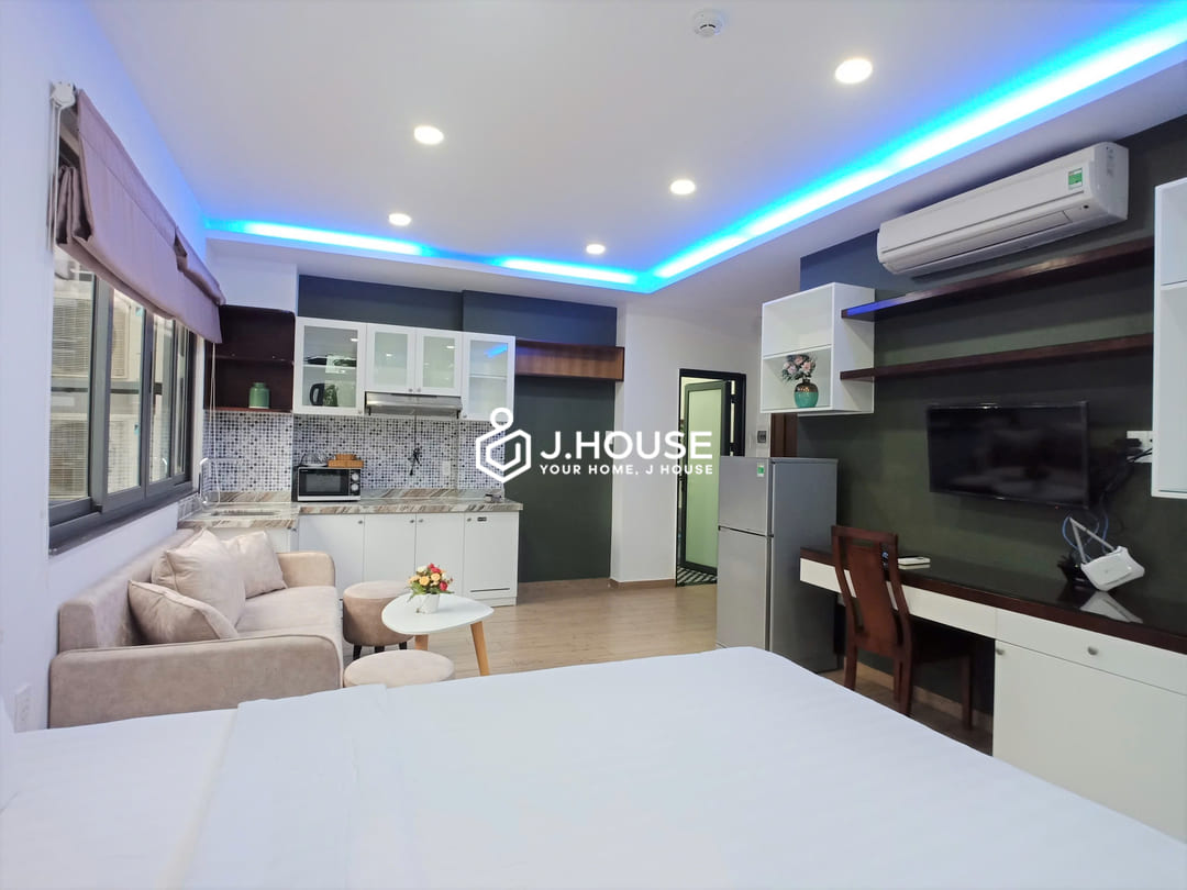 Studio apartment for rent in District 3, HCM - The Garden Building