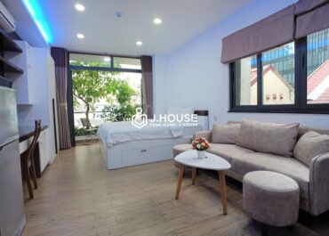 Studio apartment for rent in District 3, HCM - The Garden Building