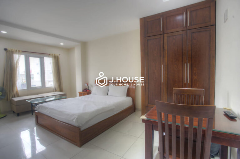 Studio Apartment for Rent with Balcony at Lotus Apartment Binh Thanh 5 Studio apartment for rent with balcony in Binh Thanh District, HCMC