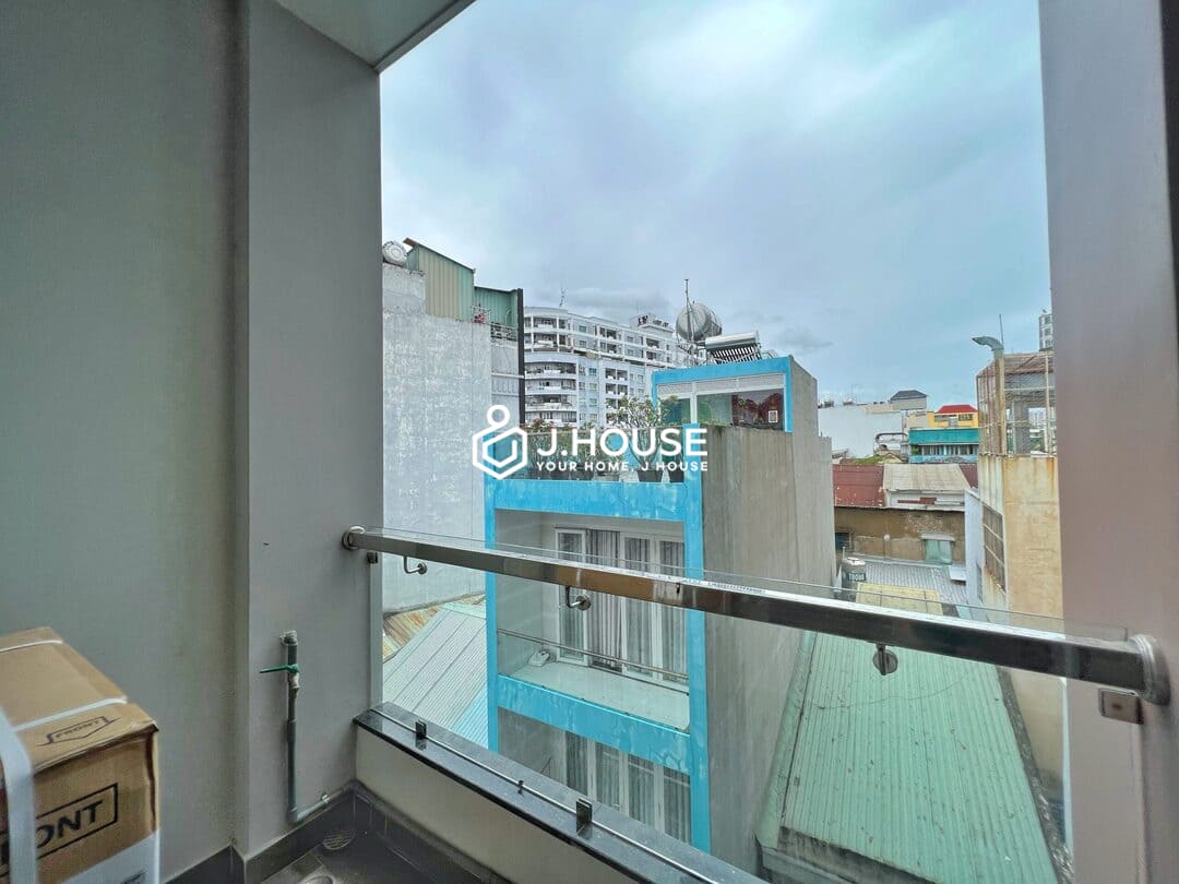Studio apartment with balcony in District 5, HCMC - NTP Apartment-5
