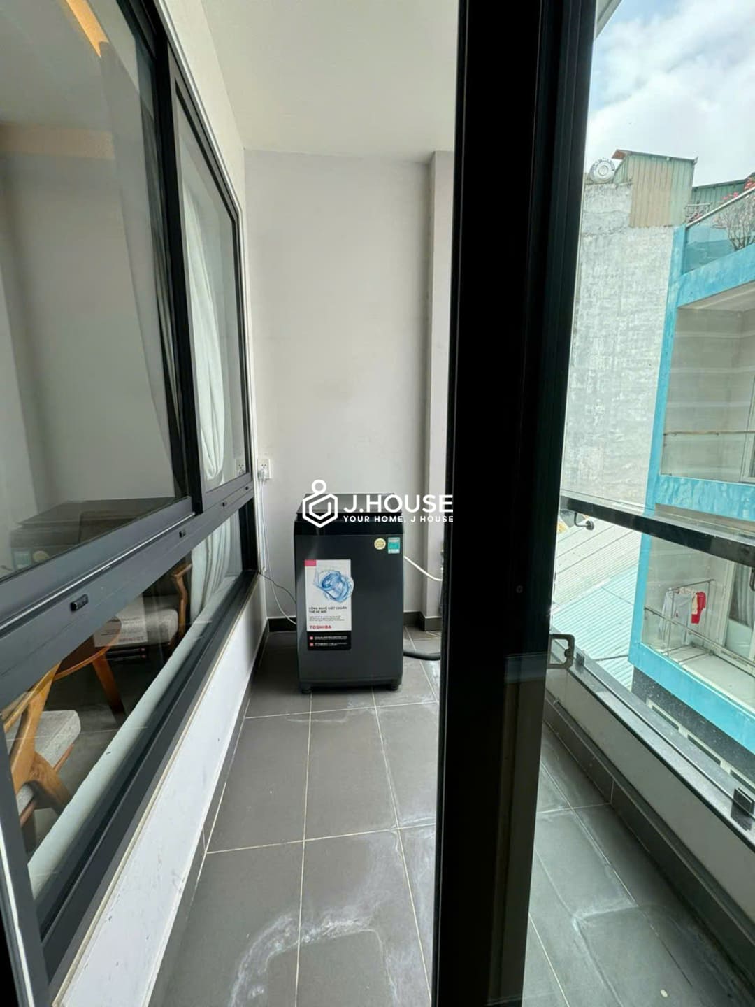 Studio apartment with balcony in District 5, HCMC - NTP Apartment-6