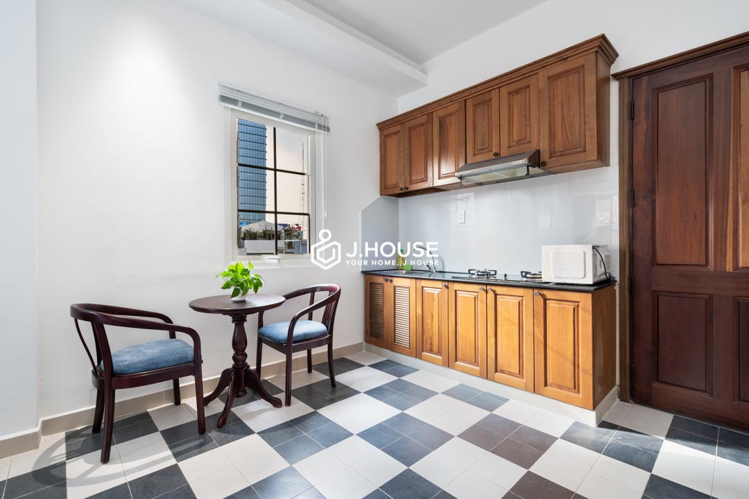 Studio with Balcony for Rent District 1 - ARISTA-3