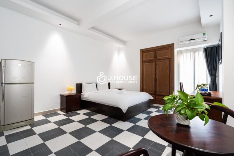 Studio with Balcony for Rent District 1 - ARISTA