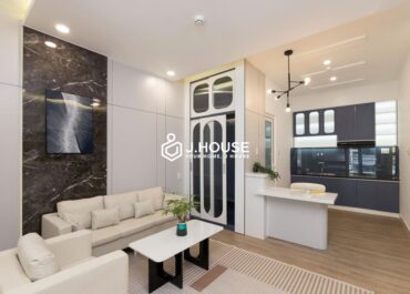 Stylish Studio with Private Washer & Balcony in Binh Thanh District