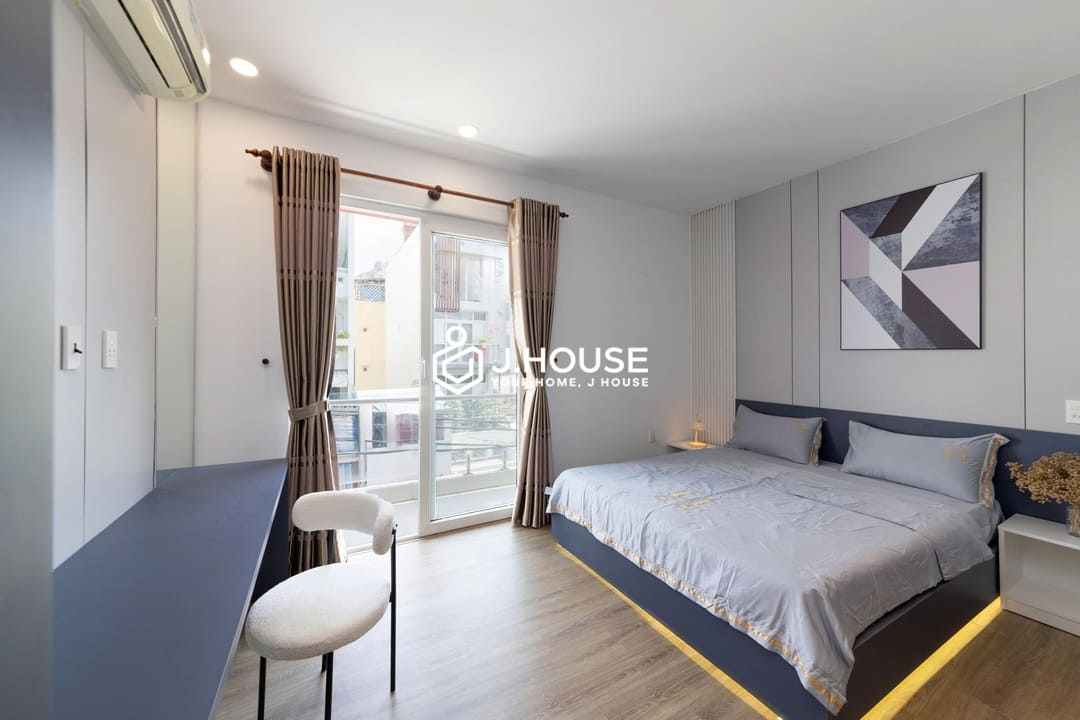 Stylish Studio with Private Washer & Balcony in Binh Thanh District