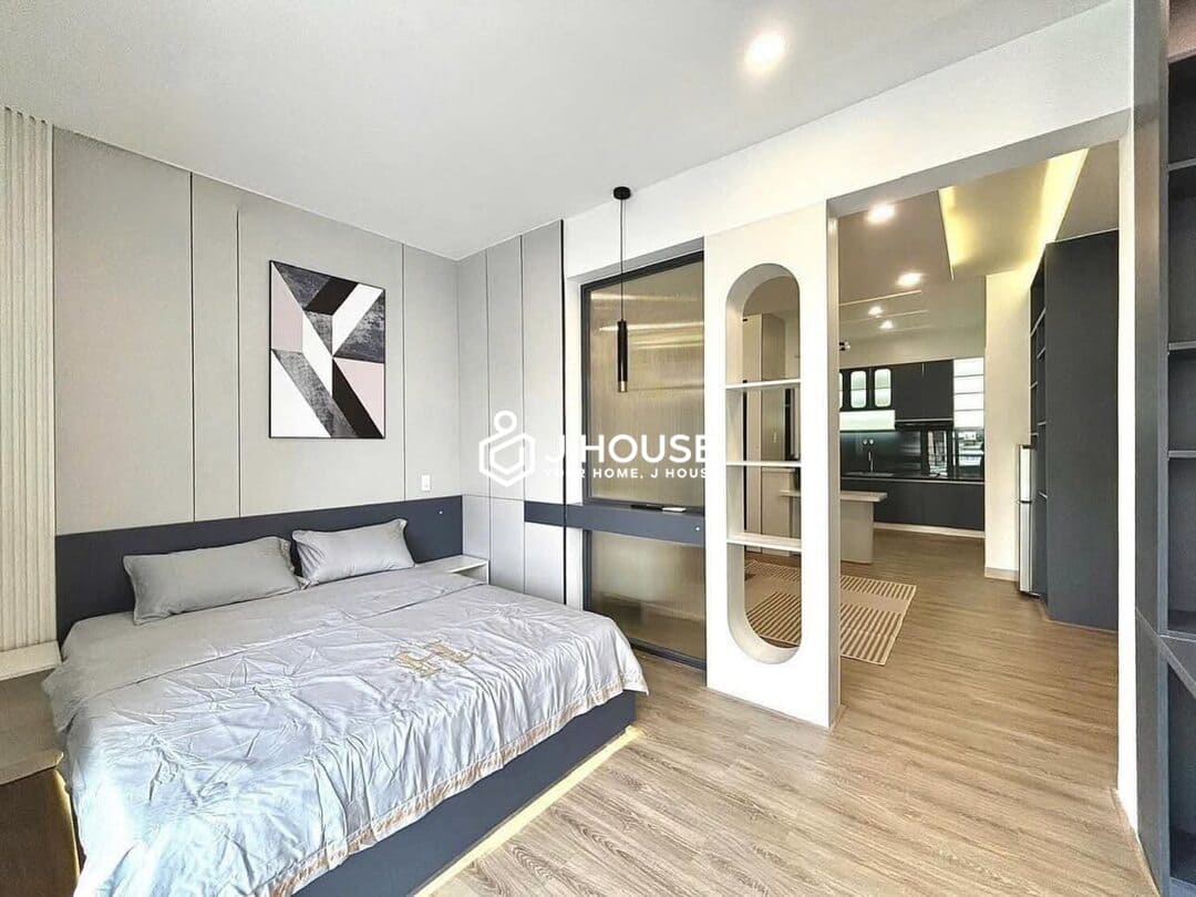 Stylish Studio with Private Washer & Balcony in Binh Thanh District